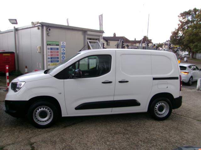 2019 Vauxhall Combo Cargo 2000 1.6 Turbo D 100Ps H1 Edition Van (DL68XVG) Image 7